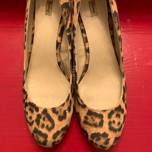 Super Cute Leopard Pumps!